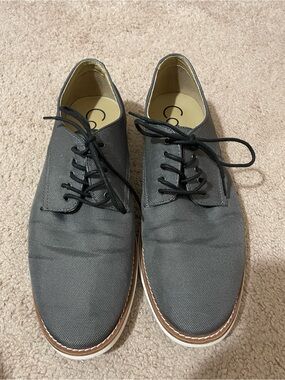 Calvin Klein Gray Canvas Derby Oxfords with Tan Trim